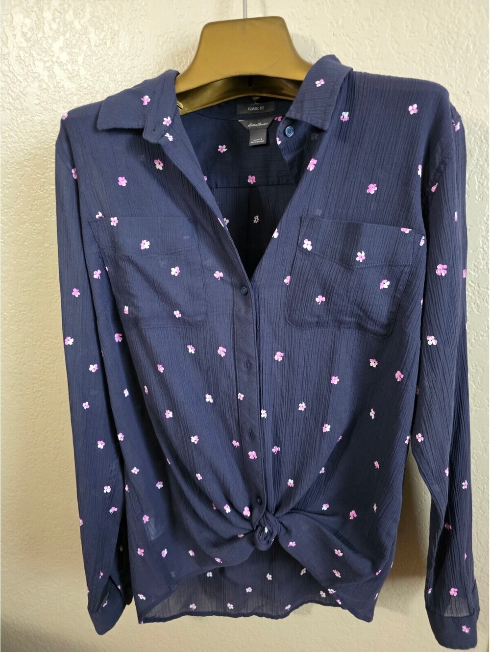 Eddie Bauer Classic Fit Navy Blue Floral Button-Up Shirt Large NWOT